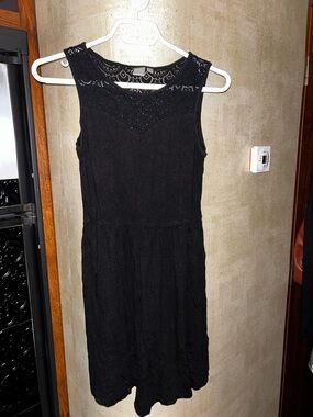 Twik Black Sleeveless Lace Midi Dress Sz small